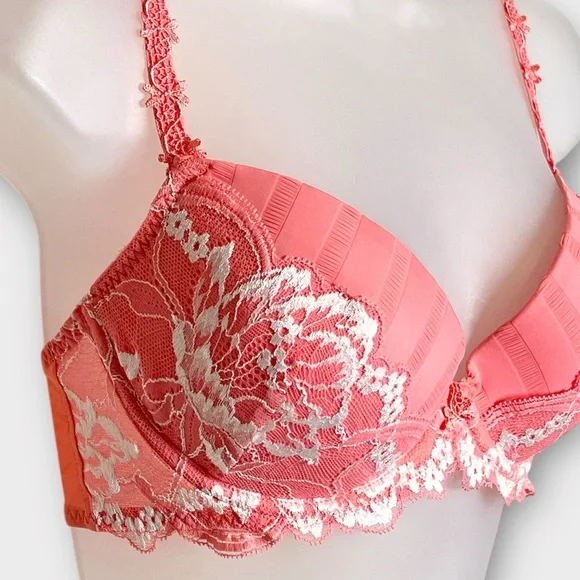 SIMONE PERELE Amour Pink Lightly Lined Underwire Lace detail bra size 32E - Picture 2 of 8